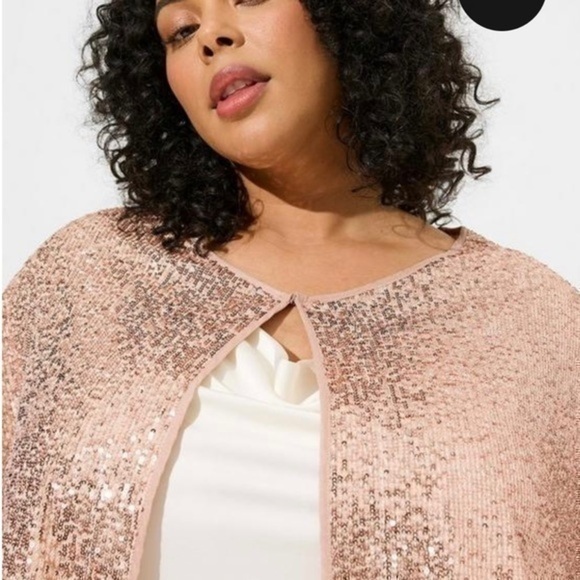 Torrid Torrid. - Picture 3 of 5